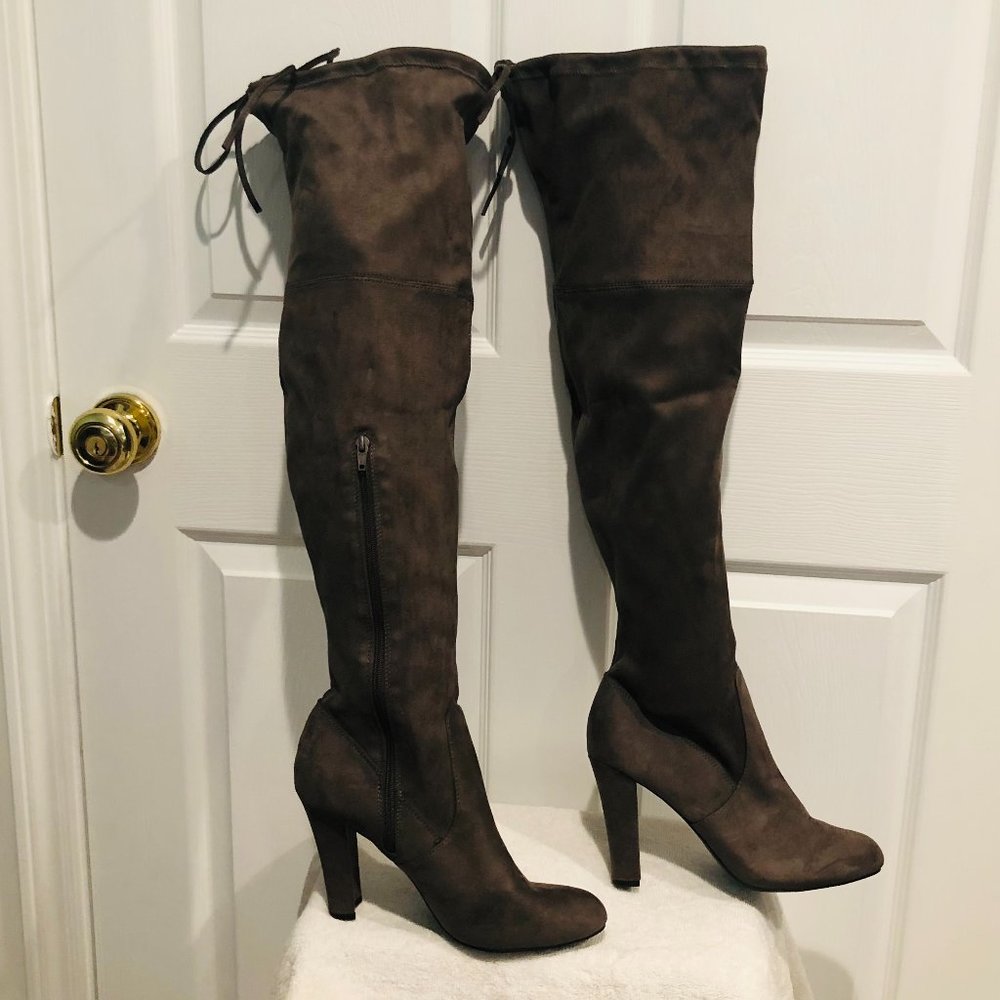 Candie's gray suede like thick heeled tie at thigh boot